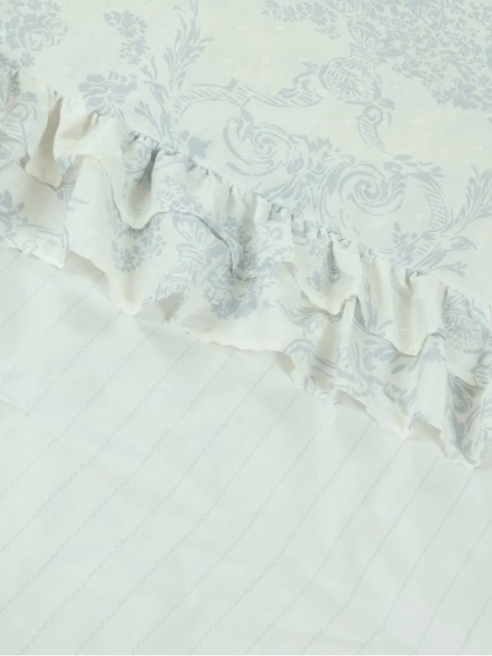 HARLOWE & WREN NWT Twin Ruffle Comforter Set Blue Floral
